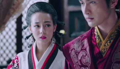 前方高甜丽姬传张彬彬和迪丽热巴两人久别重逢深深的拥抱2