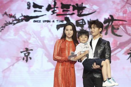 张艺谋赞电影版三生三世十里桃花非常好看 你怎么看？