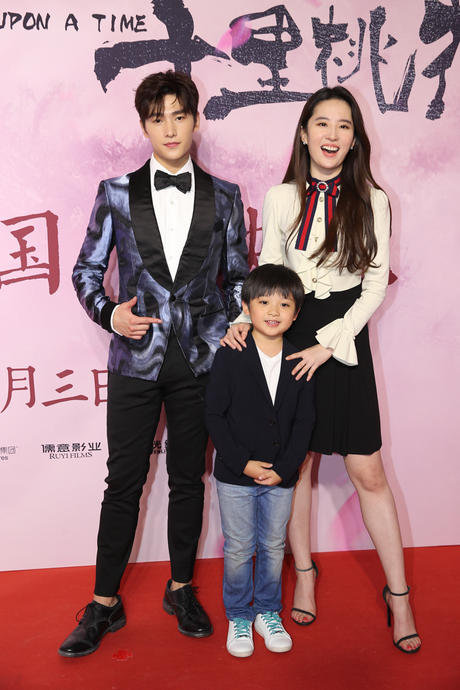 张艺谋赞《三生三世》非常好看 被观众称作“女性自我成长教科书”（2）