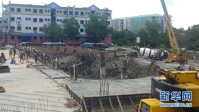 文莱首都斯里巴加湾市斯市商业区发生在建商业楼坍塌事故（组图）