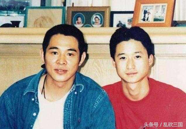 吴京《战狼2》票房过40亿，竟超越张艺谋所有电影的票房总和