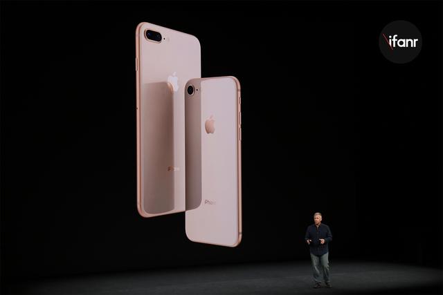 iPhone X 来了！256 G 售价 9688 元！