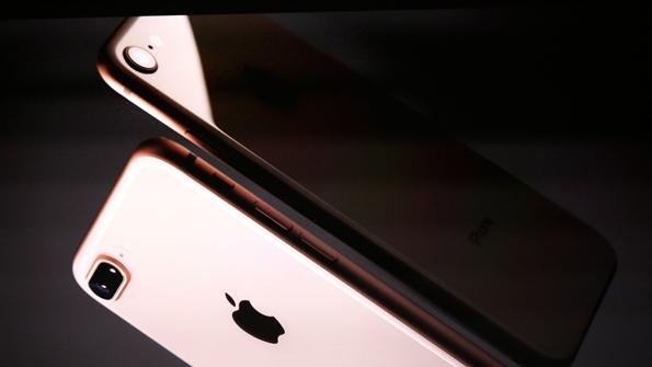 iPhone 8正式亮相！第一批iPhone 8国内两万元都买不到 肾疼