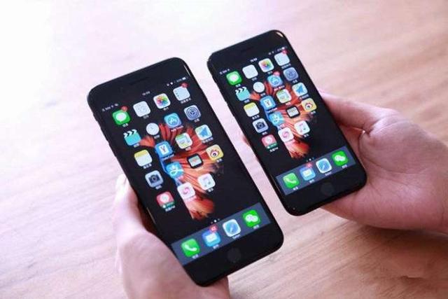 iPhone8发布，这三款老苹果立刻价格降到了冰点！