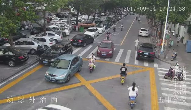 9月20日起泉州市区将启用高清监控抓拍违法停车