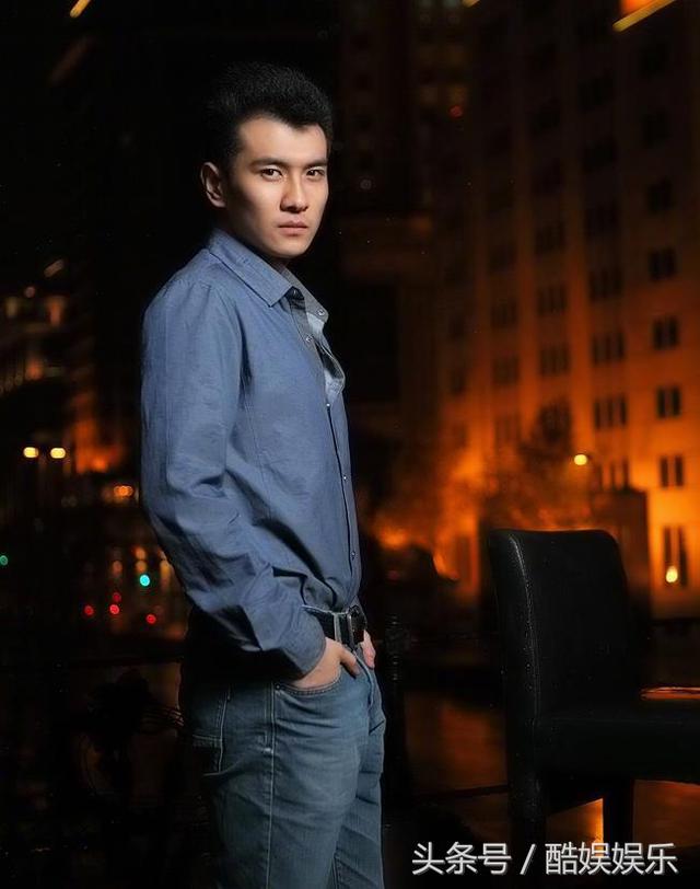 杨洋主演的《全职高手》摄影组开机，三个小鲜肉颜值颇高，期待！