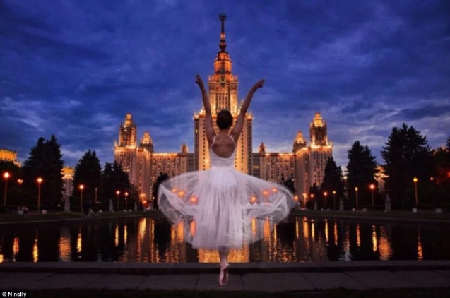俄罗斯美女博主妮娜旅拍人景合一 造型美轮美奂（2）