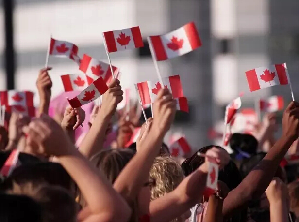 拟3年吸纳大约百万人 加拿大指望移民保繁荣