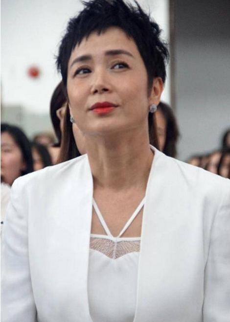 &ldquo;雪姨&rdquo;王琳和&ldquo;尔康&rdquo;周杰竟是同班！意想不到同学还有他们！