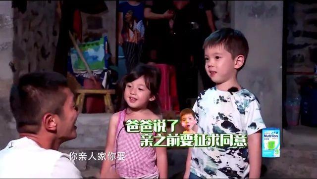 刘耕宏三个孩子简直就是复制粘贴，和安吉最像的不是宋仲基而是他