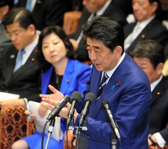 日本首相安倍拒绝在野党要求安倍昭惠出席“森友学园”听证会