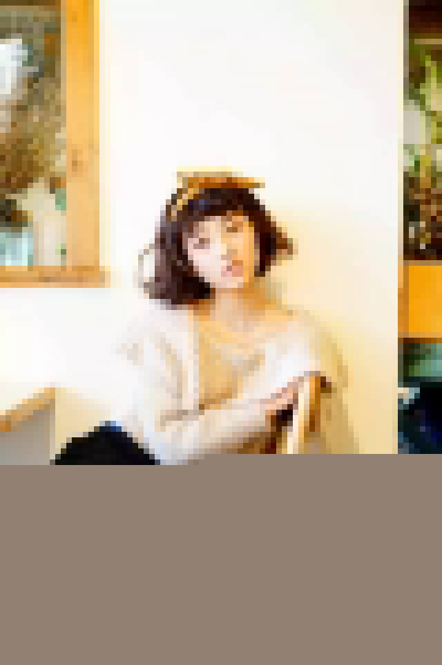 90年的蓝盈莹演技炸裂,但95后的张子枫和侯明昊也不差啊(2)