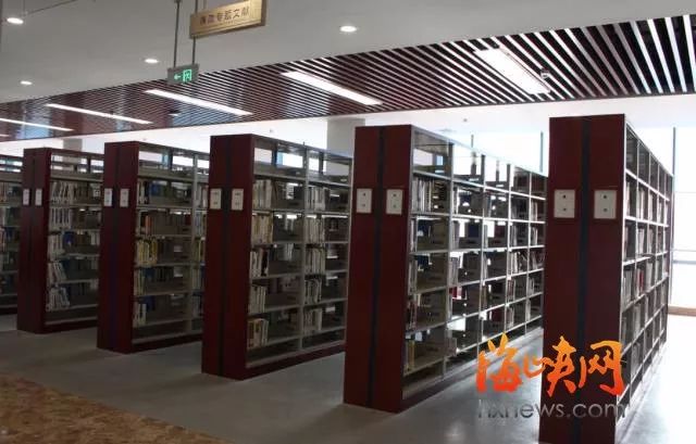 福州最牛图书馆首日体验来了！看电影 玩VR 看最美江景！（5）