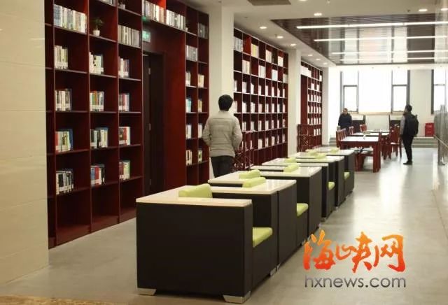 福州最牛图书馆首日体验来了！看电影 玩VR 看最美江景！（3）