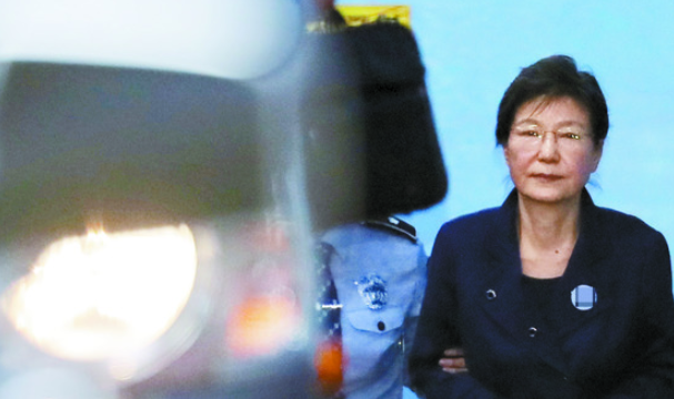 18项罪名还没审完 韩国前总统朴槿惠又要因这事被告上法庭