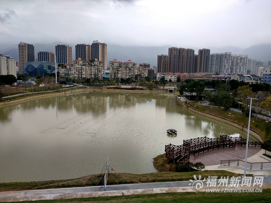 井店湖公园明年开放 光明港两岸综合整治工程安置房一期封顶