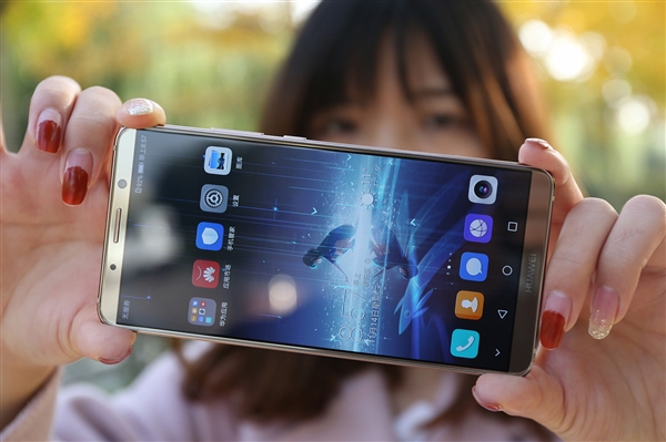 外媒评选2017最佳安卓手机：华为Mate 10 Pro力压Note 8夺冠
