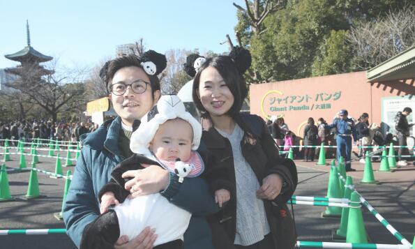 日本人抽签、请假只为能看到熊猫宝宝 旅日熊猫2019年要回中国？