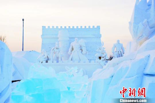 《王者荣耀》冰雪景观揭幕 10位英雄降临“冰雪峡谷”