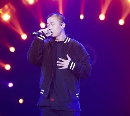 《歌手》第二期GAI镜头被剪,宣布名次简直太尴尬!