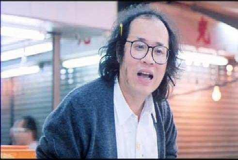 岑建勋因为长得丑被洪金宝赏识，巅峰时一年拍了16部电影！