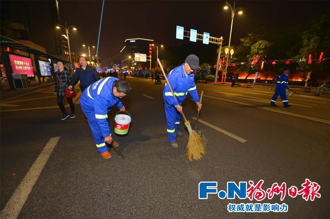 百万人“狂欢”过后，东街口干干净净，福州做到了！