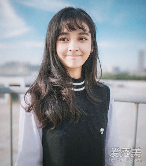 香蜜沉沉烬如霜穗禾是谁演的？ 王一菲个人资料代表作