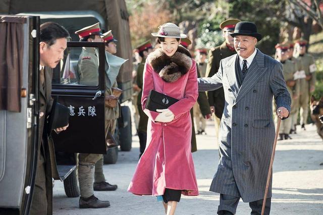 韩剧《迷雾》除了金南珠和池珍熙，有没有被张局长李璟荣圈粉的？