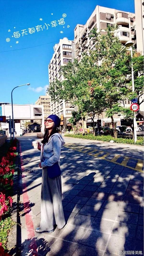 陈美凤是台湾最性感老太太，替前夫还债养家，62岁身材傲人（4）