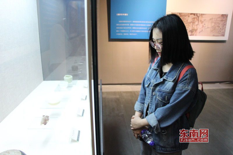 福建博物院展出颐和园收藏乾隆文物 展期持续至7月26日