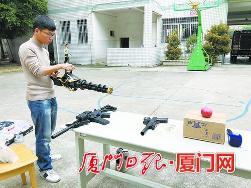 水弹枪玩具在学生中流行 看似威力不大其实杀伤力不小