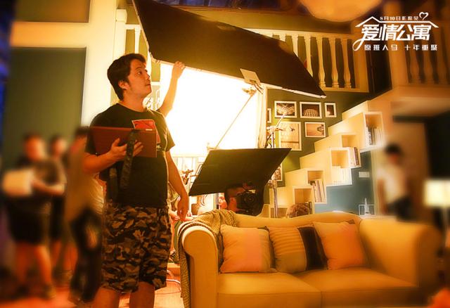 《爱情公寓》电影版定档8月10日，关谷神奇、展博却成绝唱！