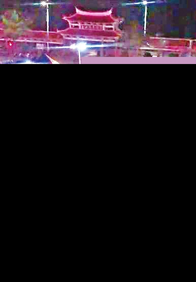 泉州一游乐场 大风掀翻充气城堡 6岁男童遇难