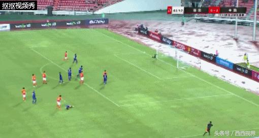 国足2-0泰国洗刷1比5耻辱！武磊梅开二度 郑智百场里程碑