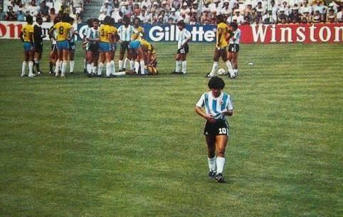 回顾世界杯的马拉多纳之1982：无辜的恶魔