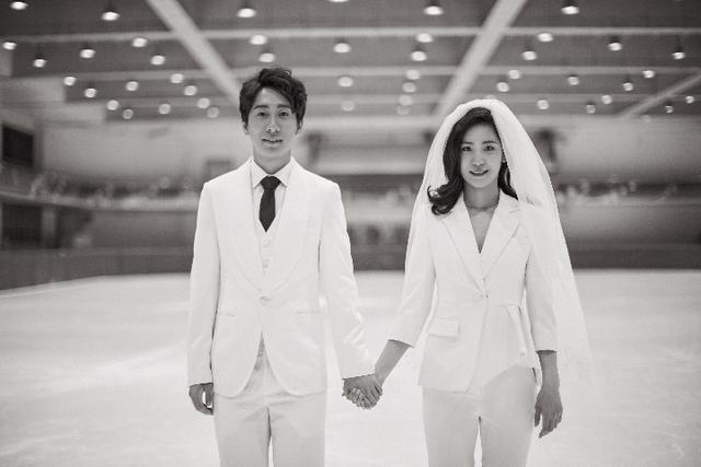 今天，奥运冠军韩天宇和奥运名将刘秋宏大婚，让我们祝福他们吧！