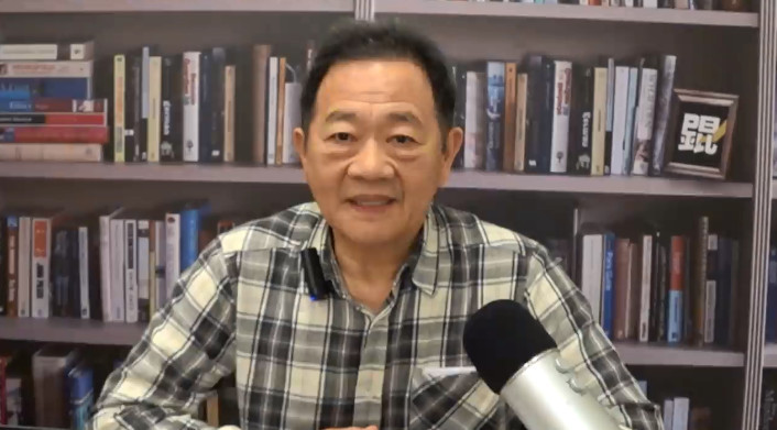 台湾大学教授李锡锟正式以无党籍身份参选台北市长