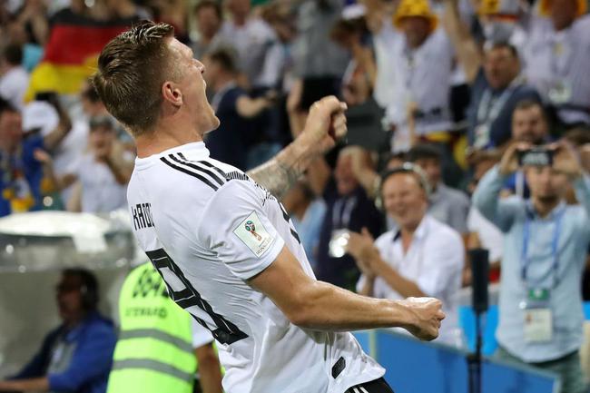 世界杯德国2-1瑞典精彩战况解读 克罗斯读秒绝杀赎罪 （2）