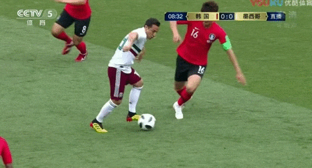 韩国队全场犯规23次，别人是在踢世界杯，他们是在踢人？