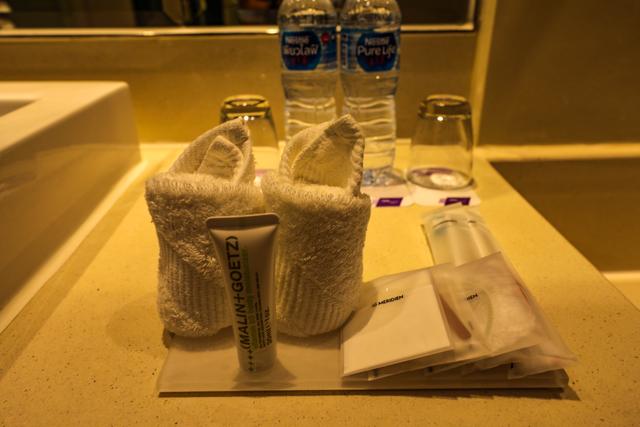 武汉酒店发现烟具被罚1000元，细说国内外酒店这些年的禁烟做法