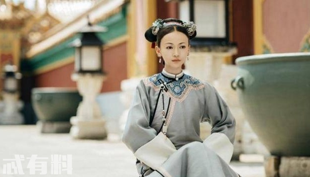 延禧攻略：张嬷嬷不爱多事为何却多次救魏璎珞？原因让人落泪