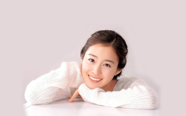 韩国人最爱美女榜 38岁自然美女金泰希夺下冠军