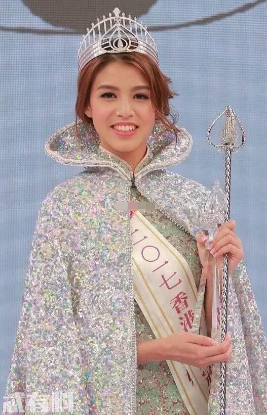 2018香港小姐总决赛：冠军陈晓华照片 网友称赞颜值好高