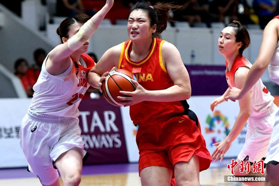 雅加达亚运会：中国女篮胜日本进决赛
