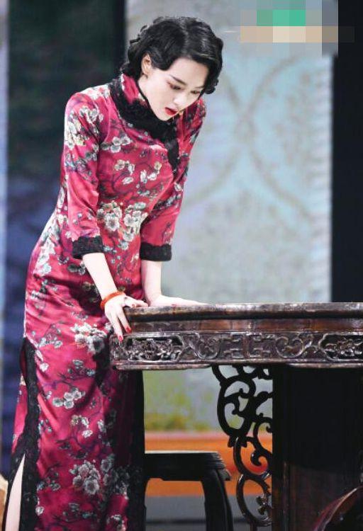 《我就是演员》张馨予婚后首秀，穿红色旗袍挑战《半生缘》太惊艳