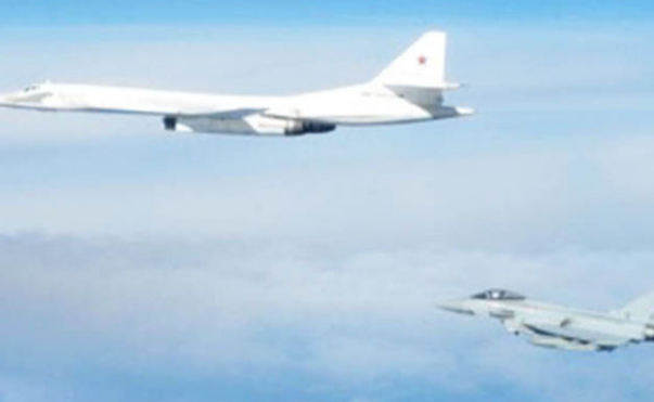 俄轰炸机逼近英国是怎么回事 英法出动战机监视拦截