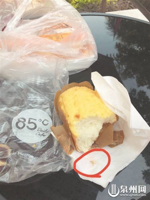 泉州85度C：面包里吃到指甲 面包店回应：无法判断异物来源