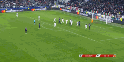 曼联2-1尤文图斯 C罗打入尤文生涯欧冠首球动图回放（2）