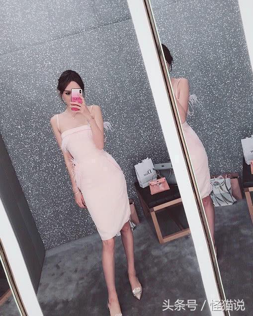 14岁的她就被妈妈拉去整容，从这开始就走上了一条整容的不归路