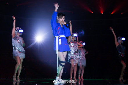 李宇春终于官宣了，加盟2019江苏卫视跨年演唱会，嘉宾名单还有谁